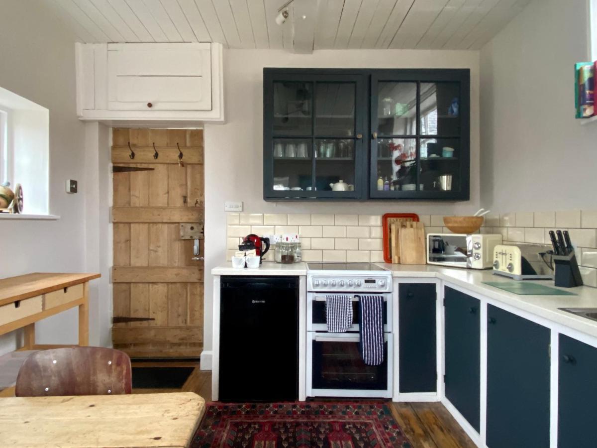 Artist'S Retreat - Old Signal Box - Private Sauna Bath Exterior foto